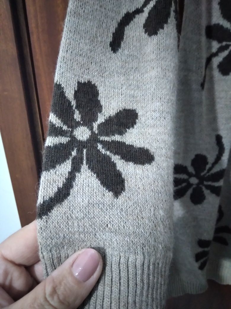 Vestido malha super confortável.  Vesti apenas 2 vezes.