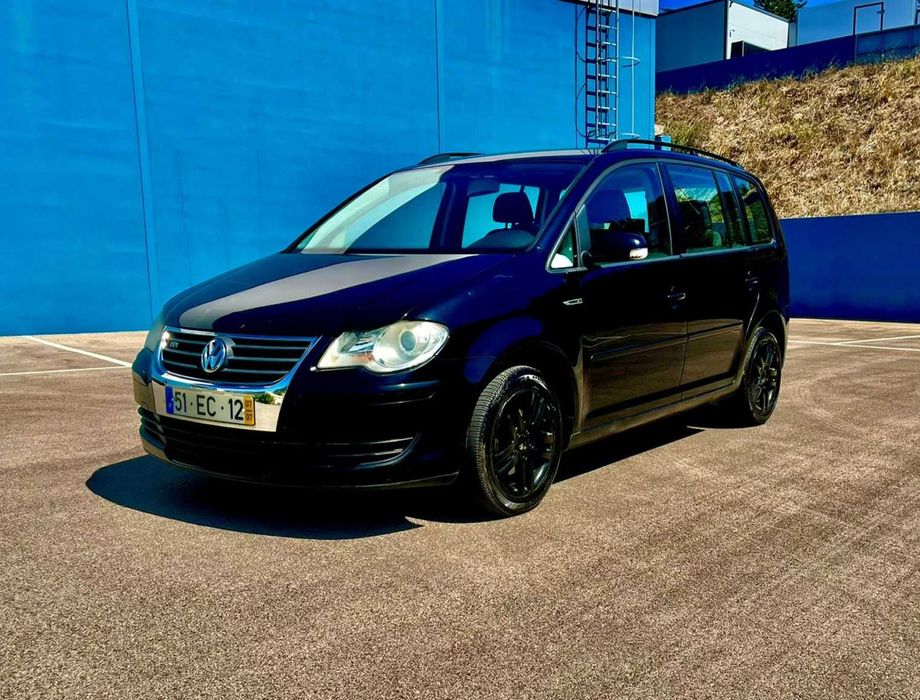 VW Touran 1.9 TDI 105cv | 7 Lugares | Bem Conservada | Revisões em Dia