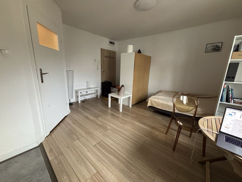 Aktualne Wynajmę kawalerkę Rembertów blisko stacji pkp