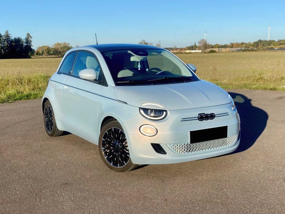 2021 Fiat 500e Icon