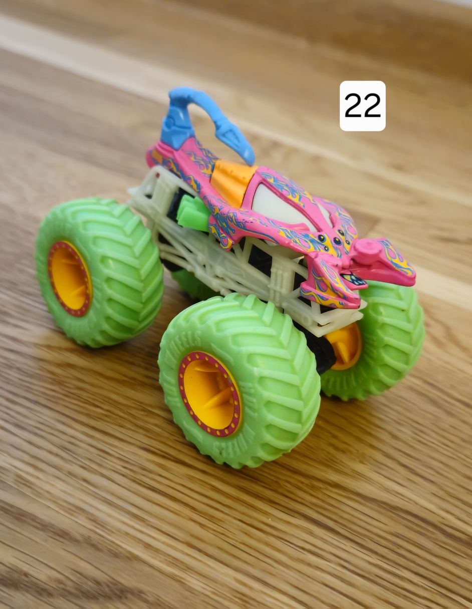 Hot Wheels, Matchbox, Majorette