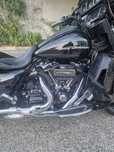 Harley Davidson Street Glide CVO
