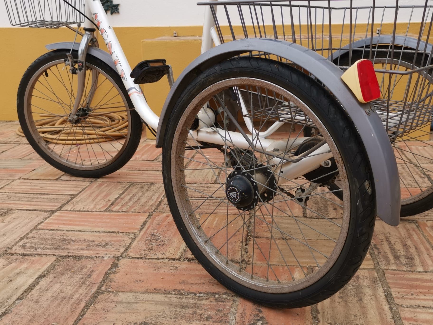 Triciclo de adulto MONTY, dobrável, eletrificável. ALGARVE-LISBOA