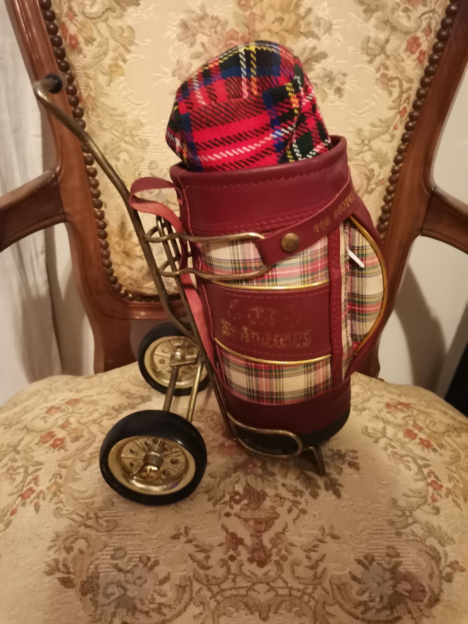 Carrinho de golf decorativo / vintage