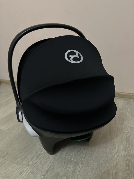 Cybex Aton B2 i-Size