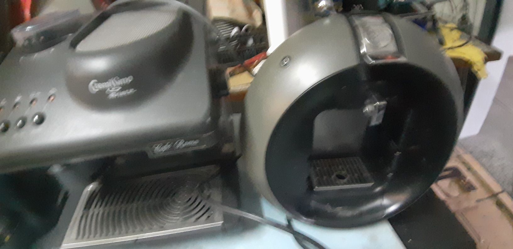 4 máquinas de café