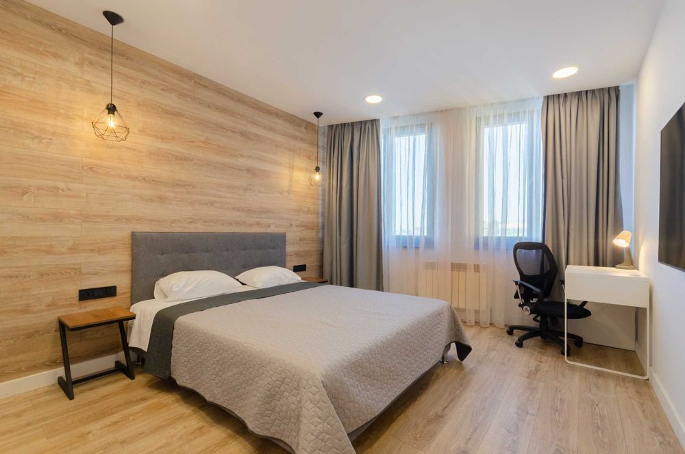 Оренда подобово  2к.квартири в ЖК New York Concept House центр