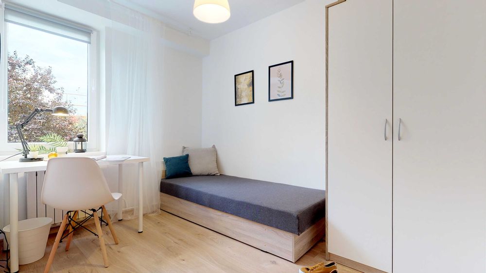 GOCŁAW Znanieckiego Ładny pokój niedaleko PW, UW, dobra komunikacja