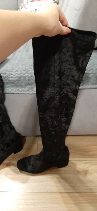 Piękne czarne buty