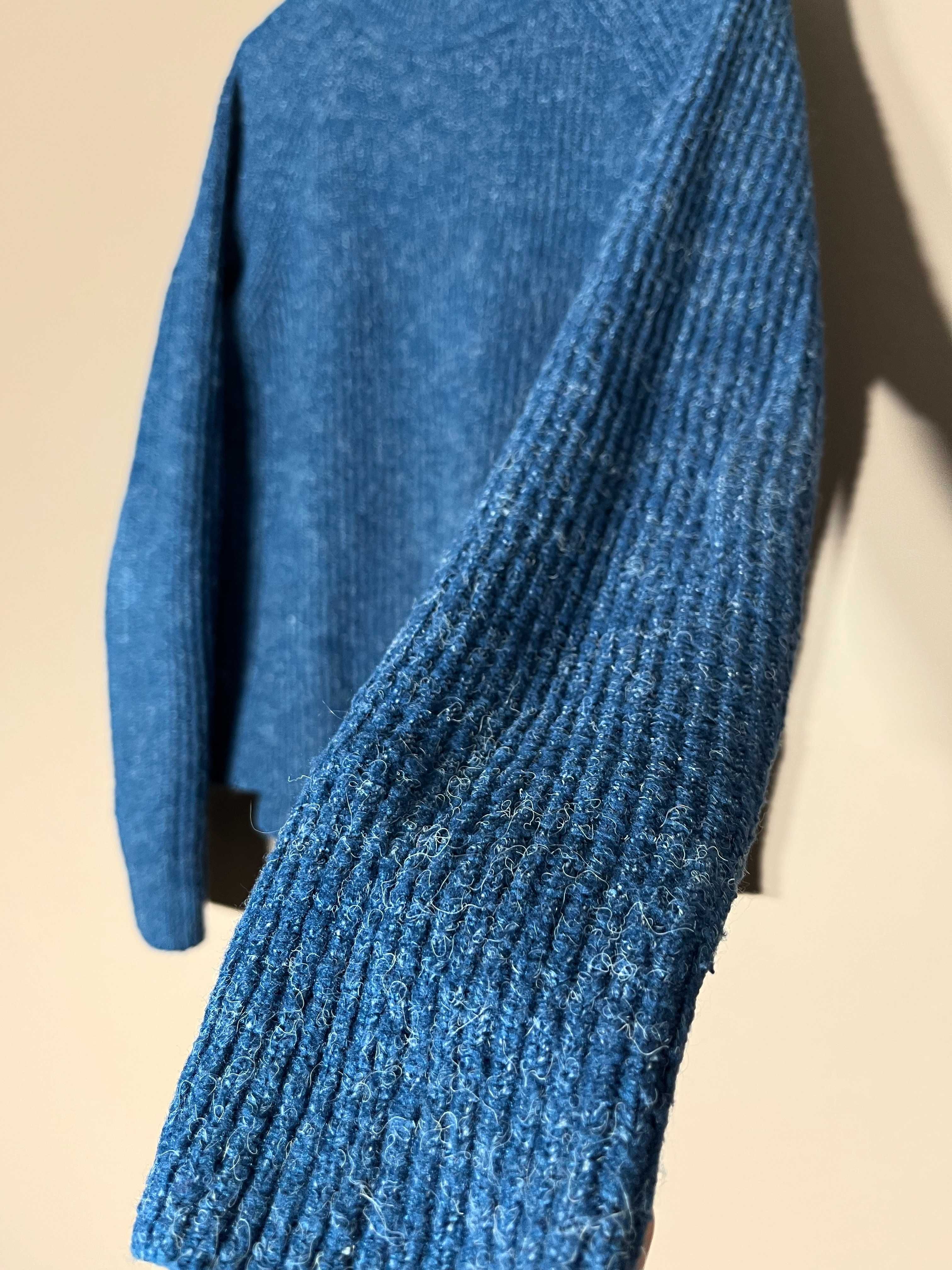 Modny sweter w rozmiarze 38 M marki H&M