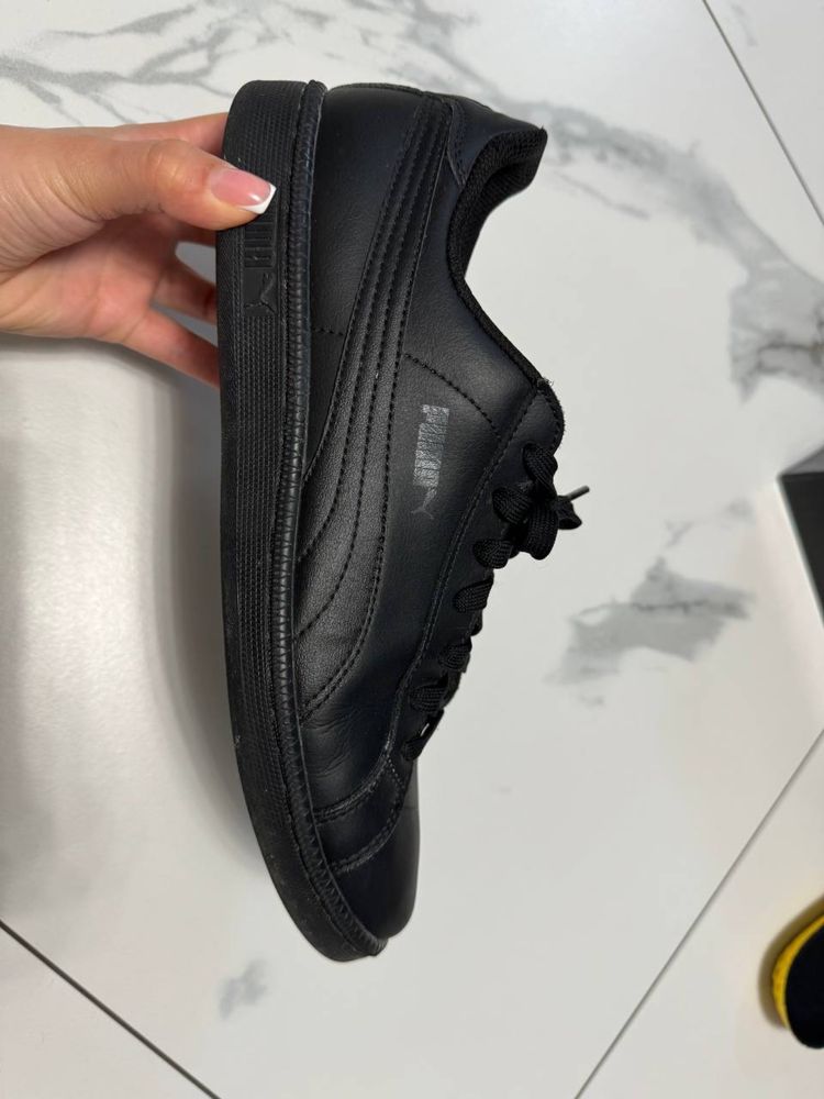 Кросівки PUMA чоловічі чорні 43 - 44розмір