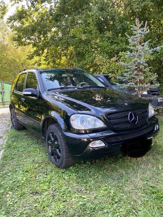 Mercedes-Benz ML 400
