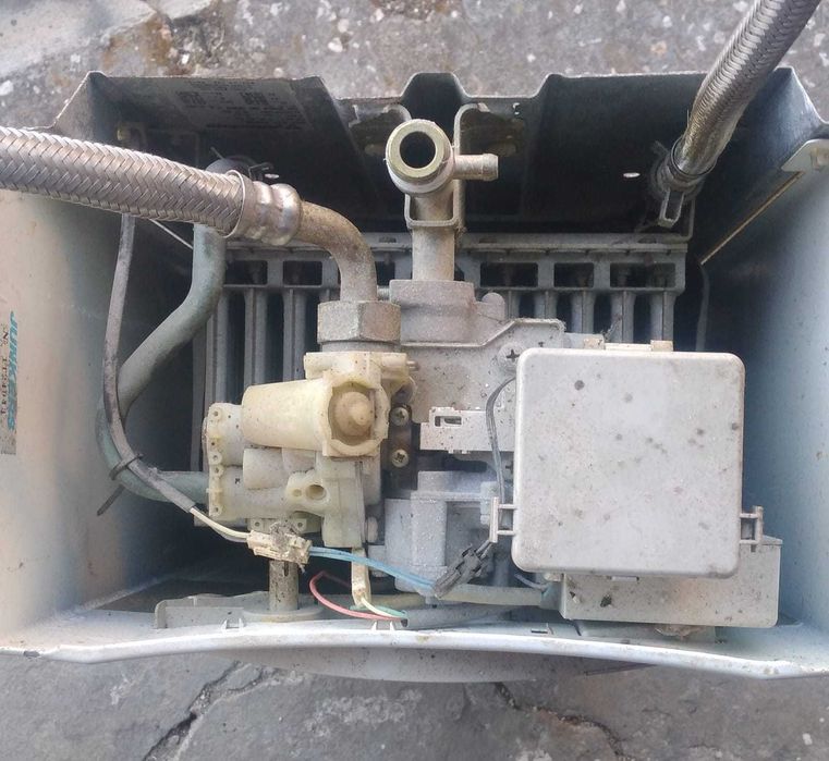 Esquentador gás da companhia