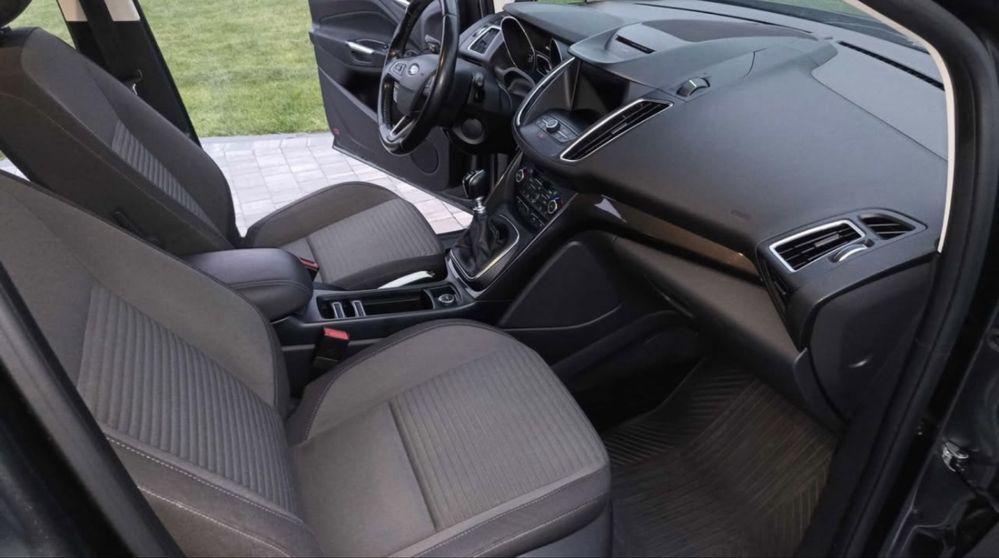 2016 Ford Grand C Max