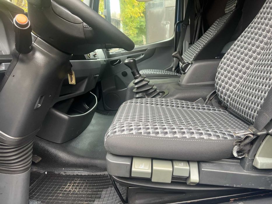 Mercedes Atego 1517  , тент