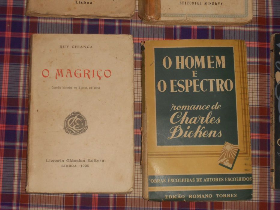 Livros antigos Chianca, Garrett, Dell, Dickens, Tacito, Cunha Sampayo