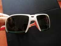 Óculos de sol desportivos - NOVOS