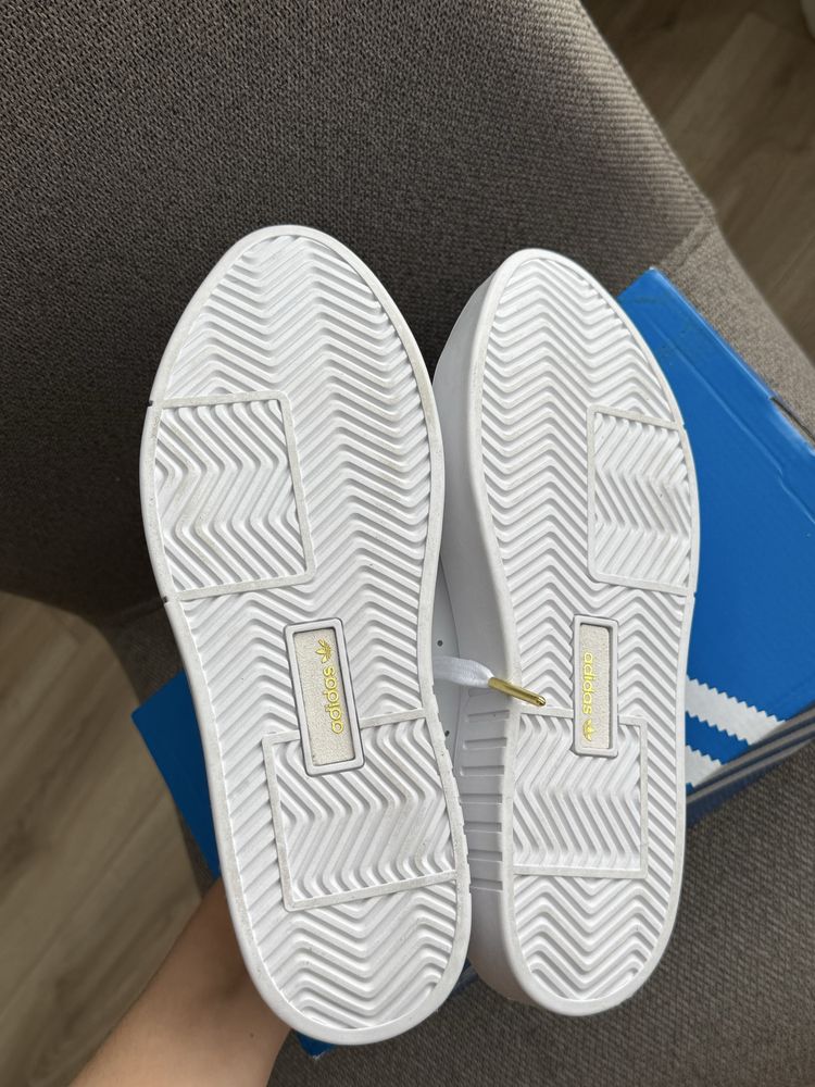Кросівки Adidas Super Sleek нові оригінал