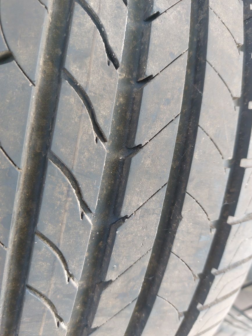 Резина Шини 215/50/R17 Goodyear 2шт