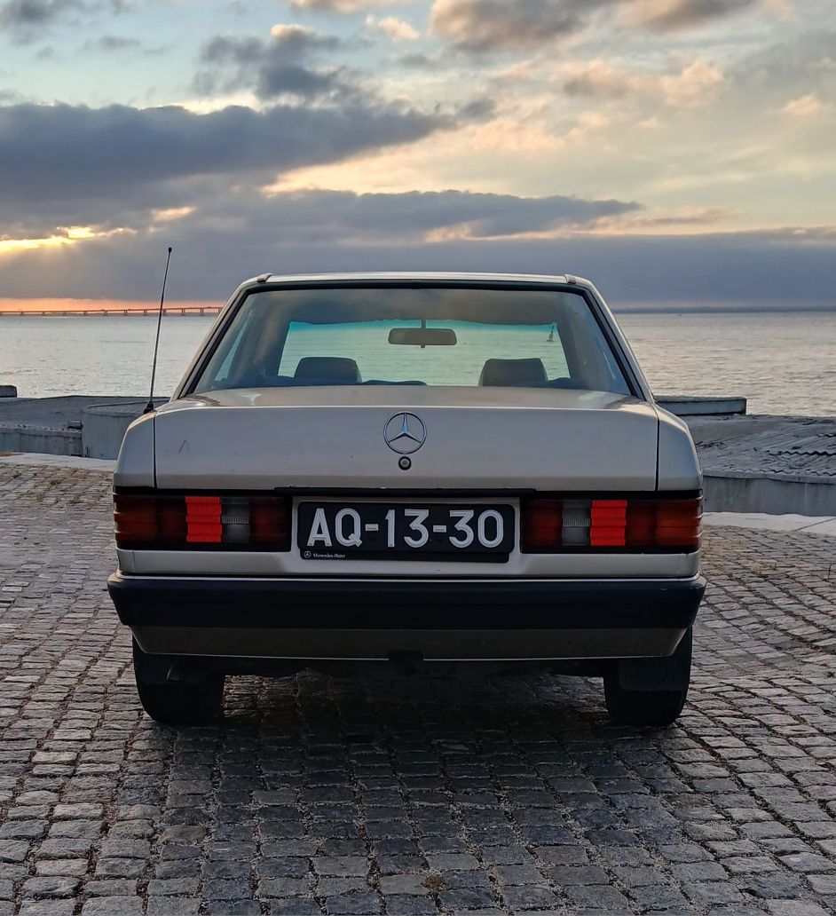Mercedes Benz  190 D