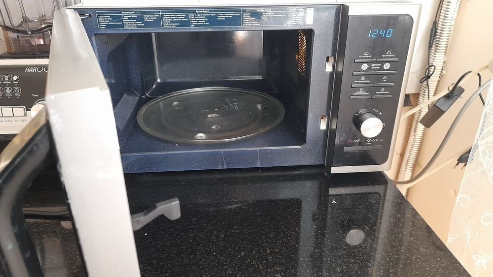 Микроволновая печь