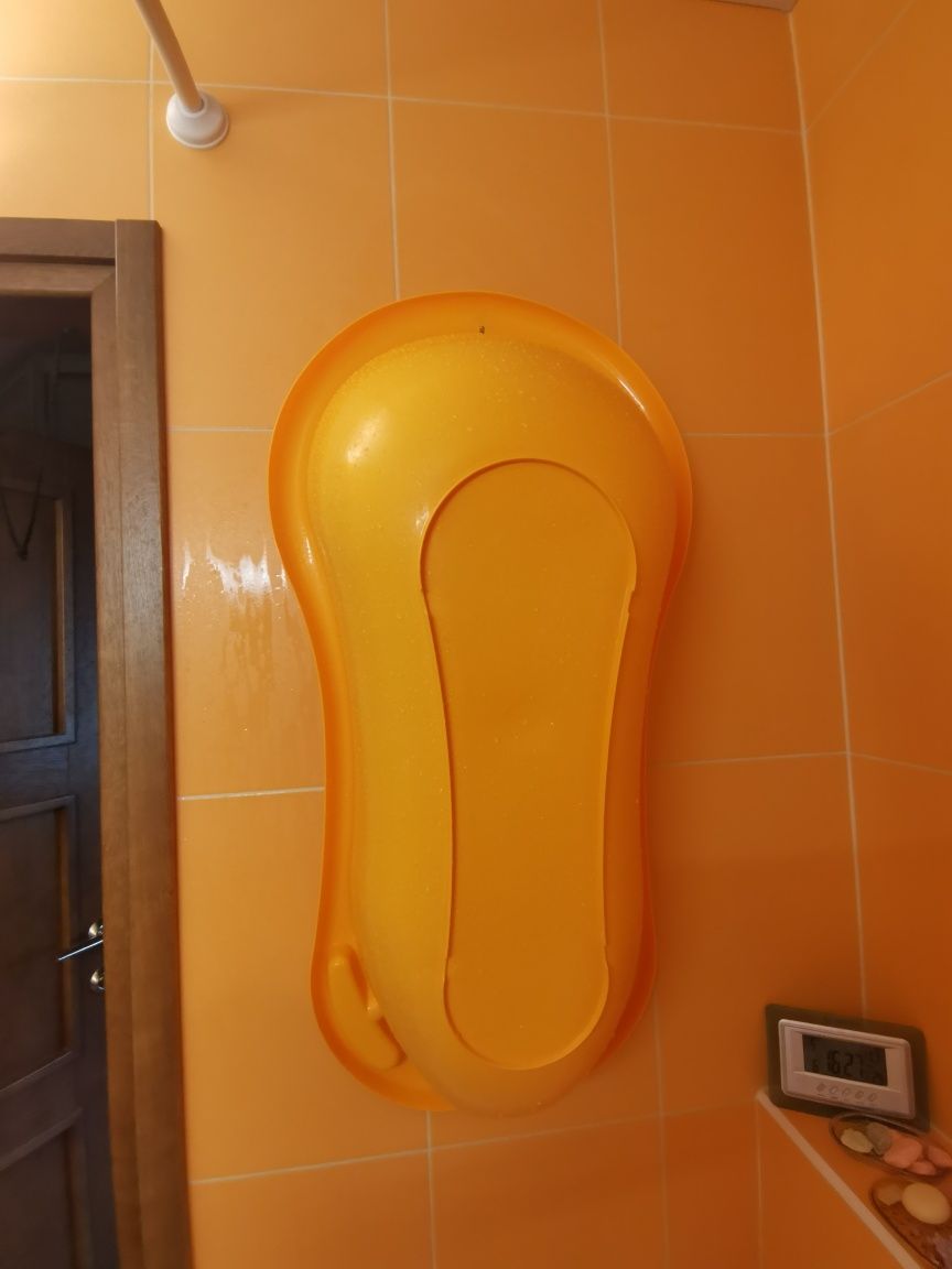 Ванночка дитяча з мильничкою, унісекс, оранжева