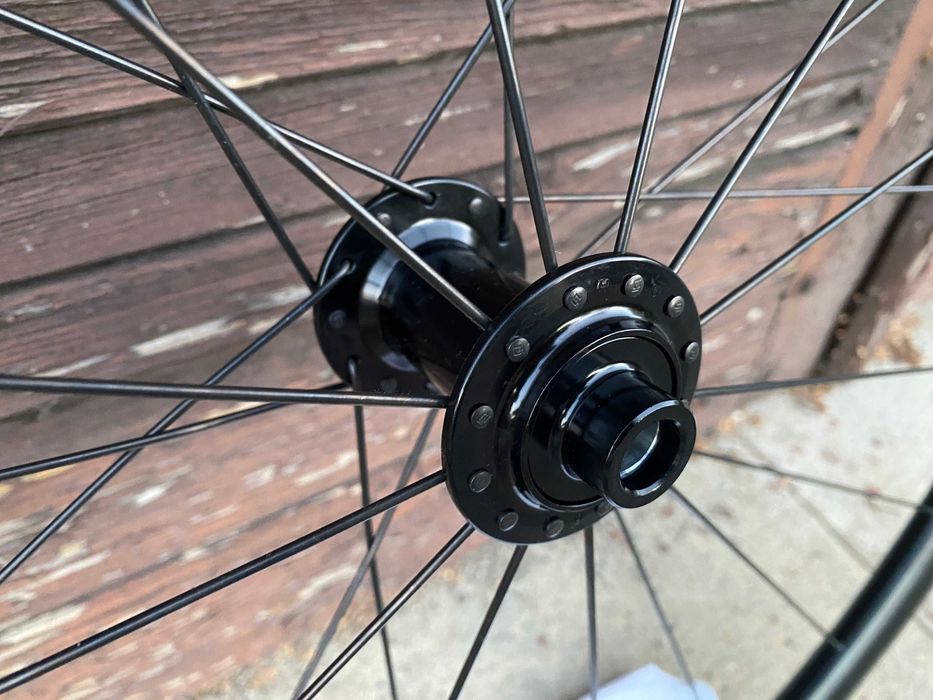 Sprzedam koła szosowe / grawelowe DT Swiss R470, 700C 28".