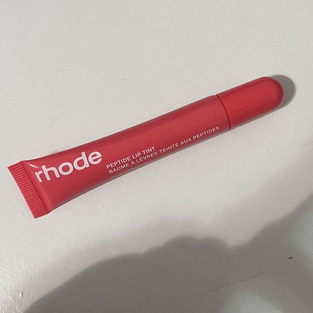Lip tint rhode..