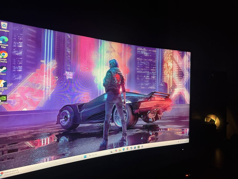 Setup RTX gaming torre e monitor