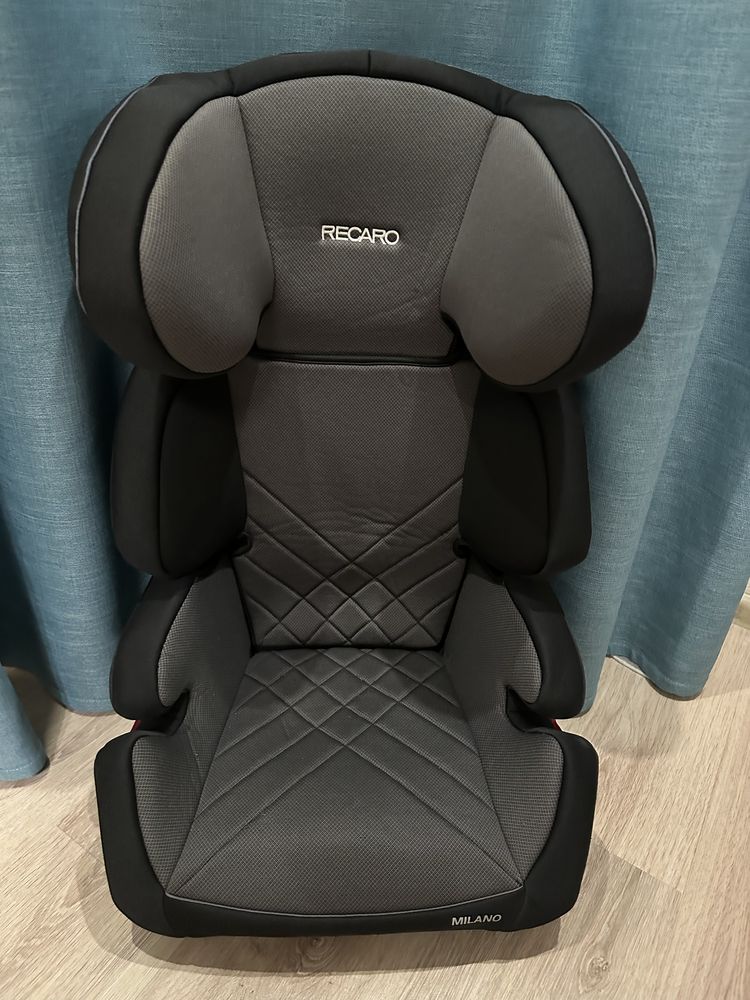 Дитяче автомобільне крісло Recaro Milano