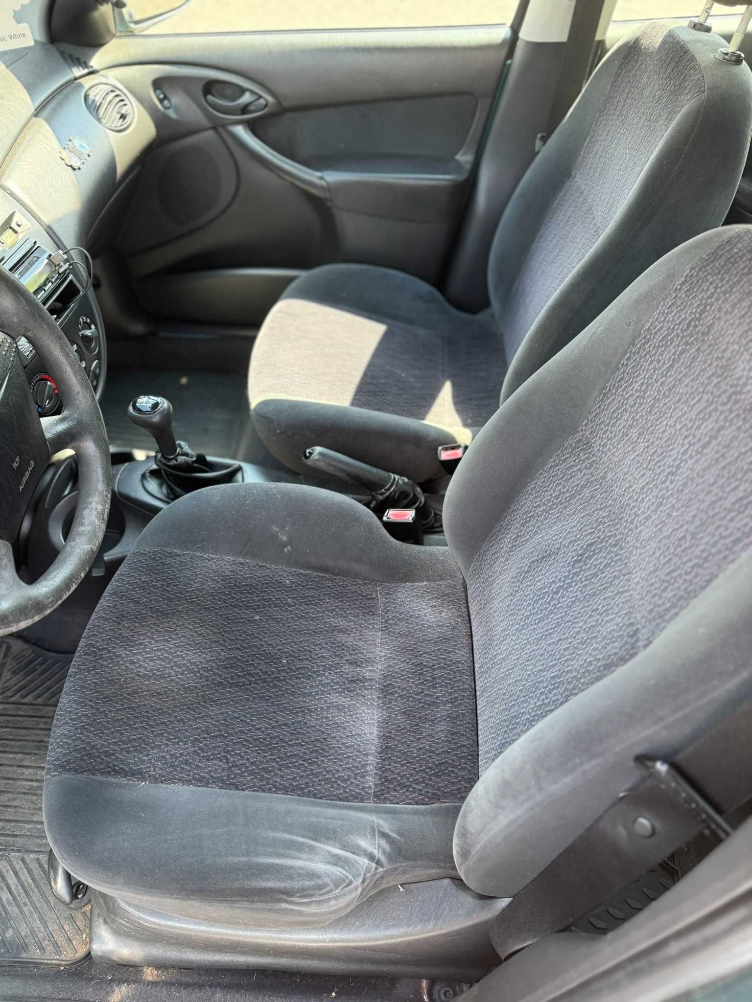 Ford Focus MK1 1.6 Hatchback 1999 - Wersja Ghia