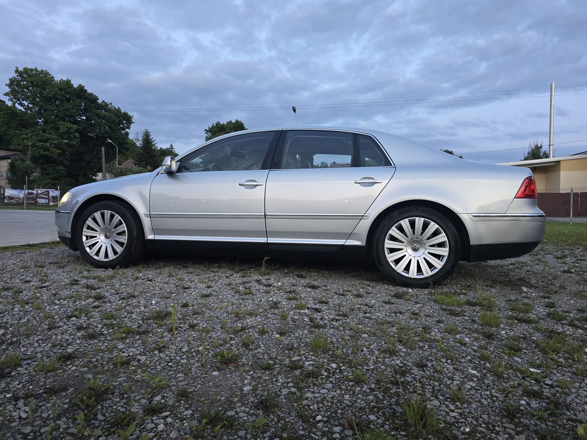 Vw phaeton 4x4 3.0d dobry stan.