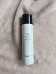 Hourglass veil setting spray