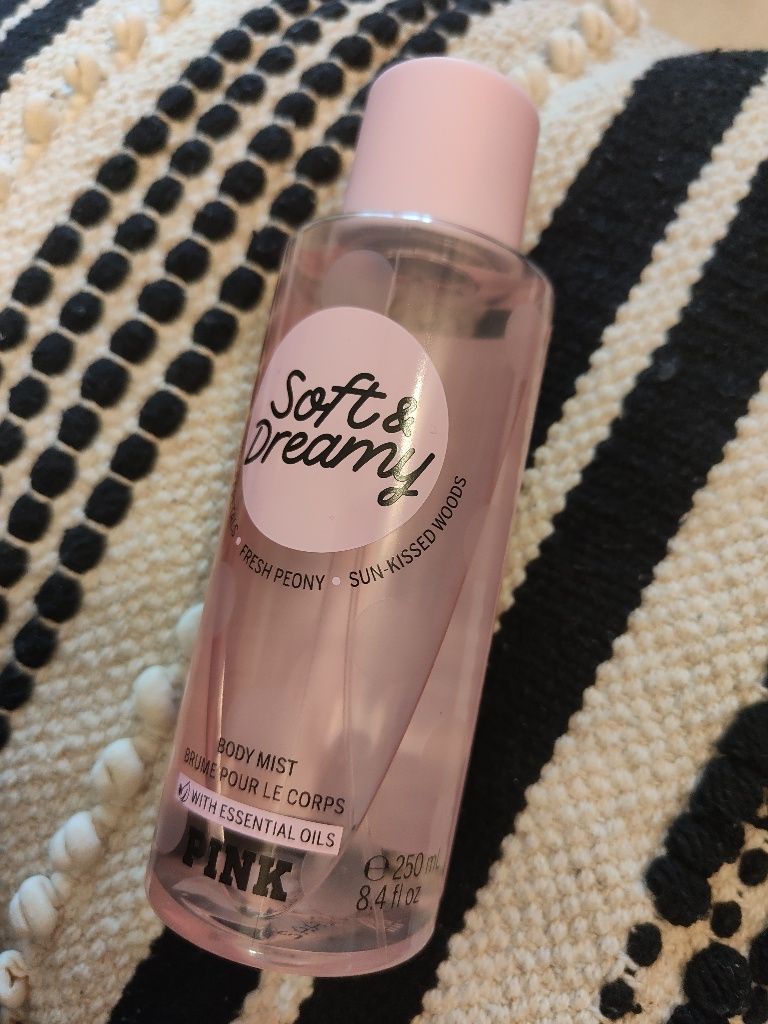 Mgiełka victorias secret pink soft