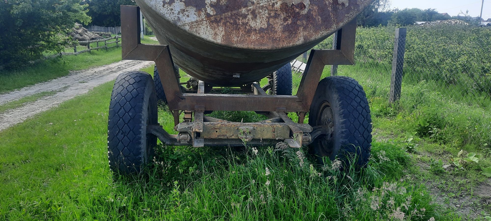 Продам прицеп зіл 131