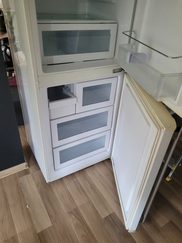 Lodówka samsung No frost
