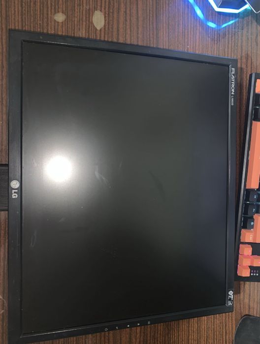 Мониторы. Полностью рабочие