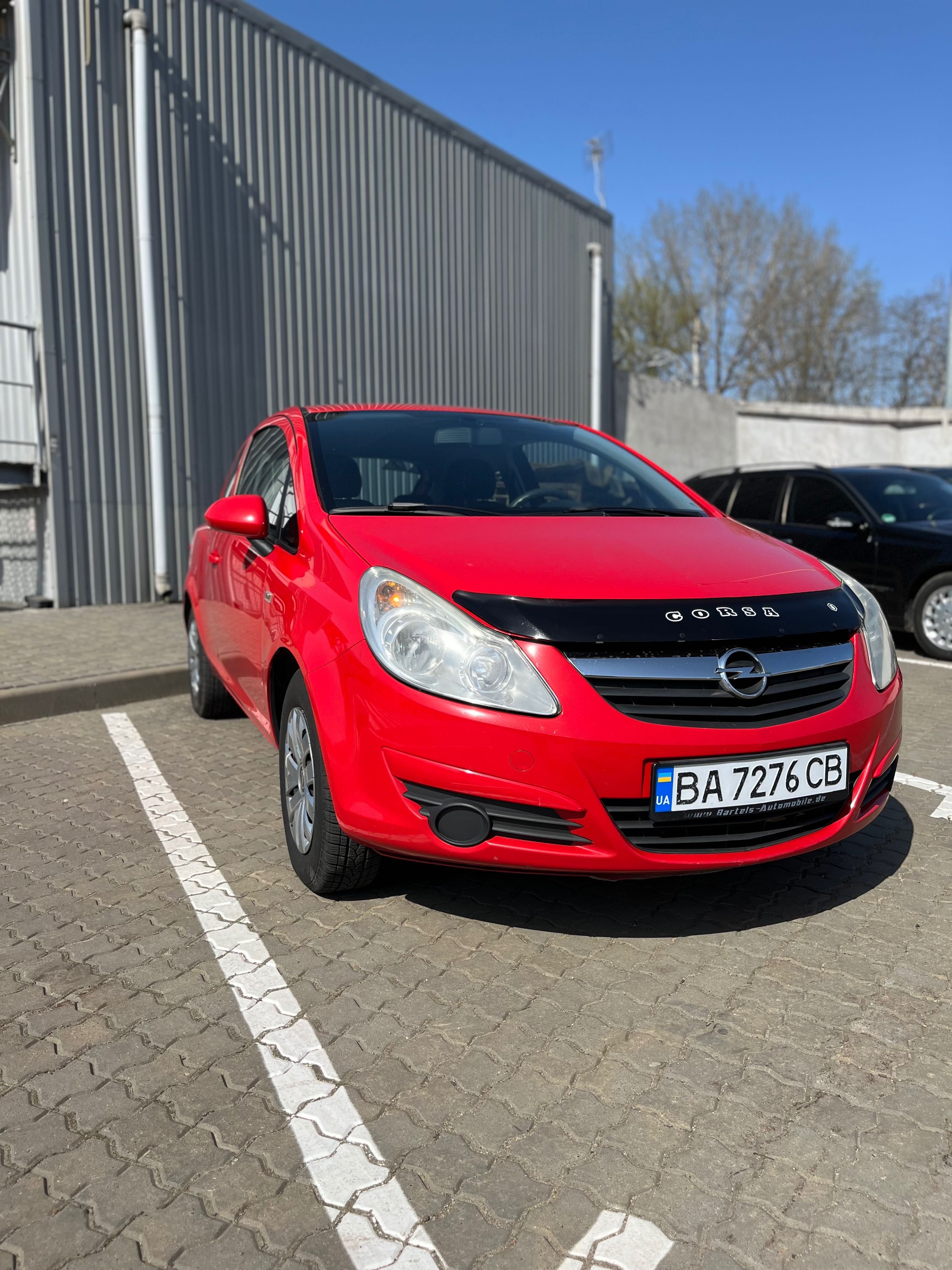 Автомобиль Opel Corsa