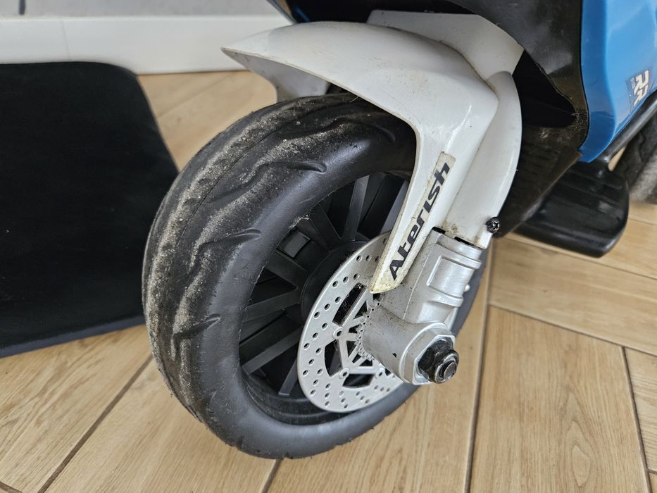 Motor na akumulator BMW S1000 RR dźwięki MOTOREK