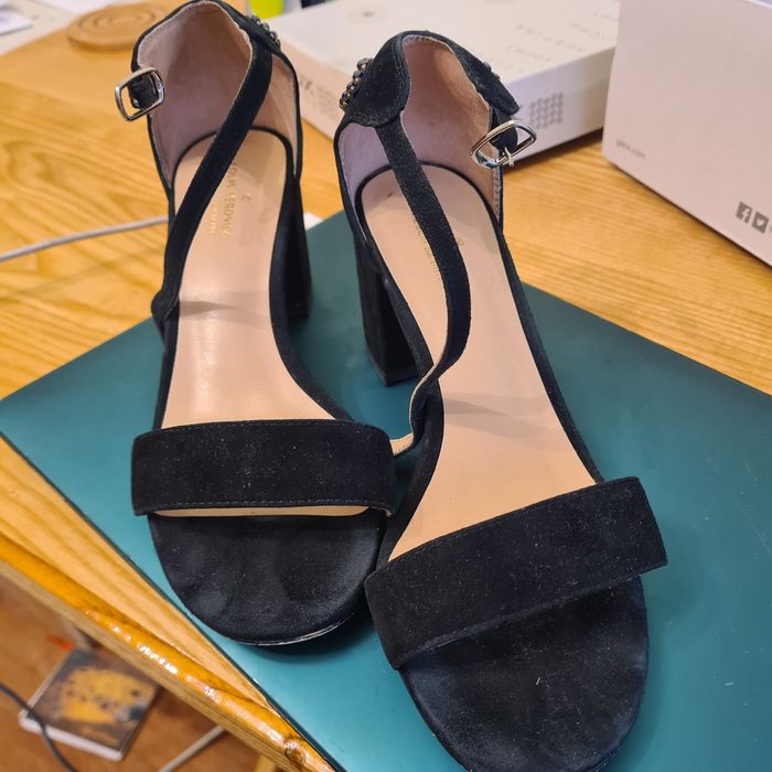 Босоніжки чорні замшеві