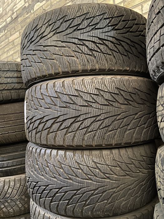 255/45/18 Nokian Hakkapeliita R2