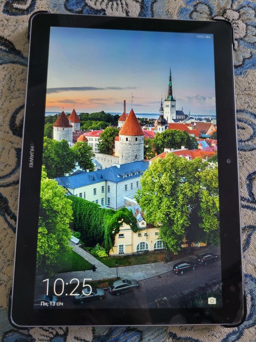 Продам планшет HUAWEI