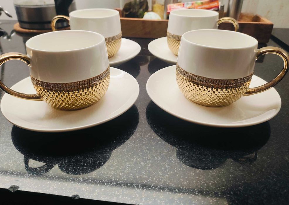 Sprzedam filiżanki home and you