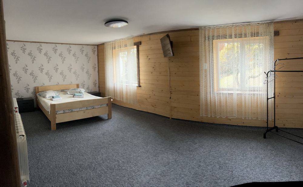 Проживання у Ворохті  Wood House