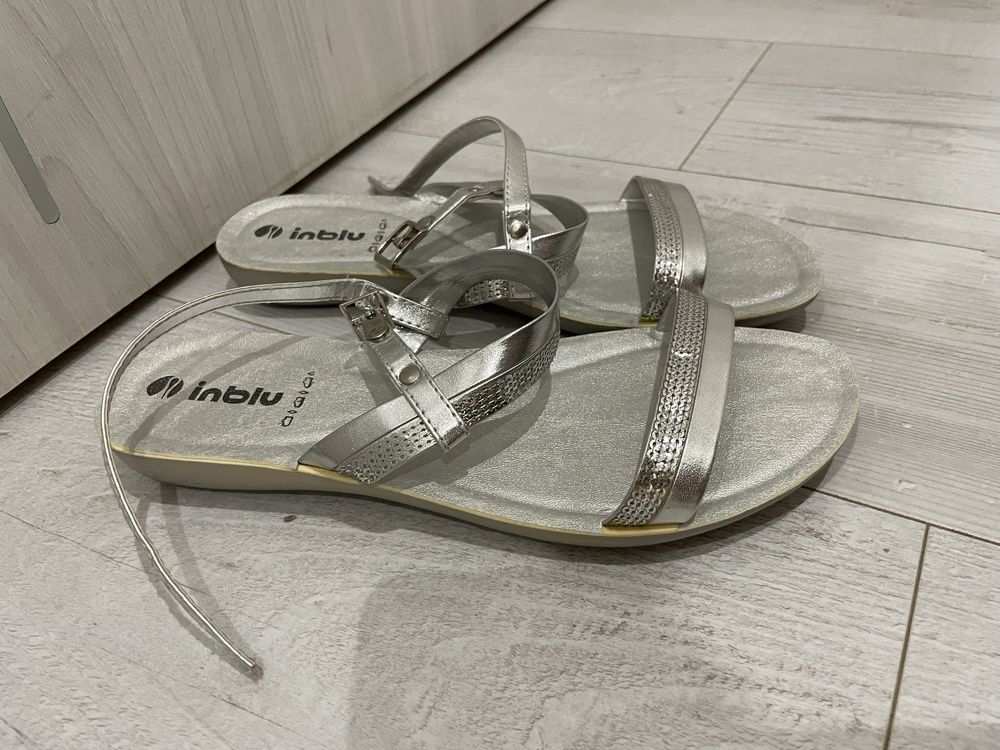 Sandały sandałki damskie srebrne Inblu 40