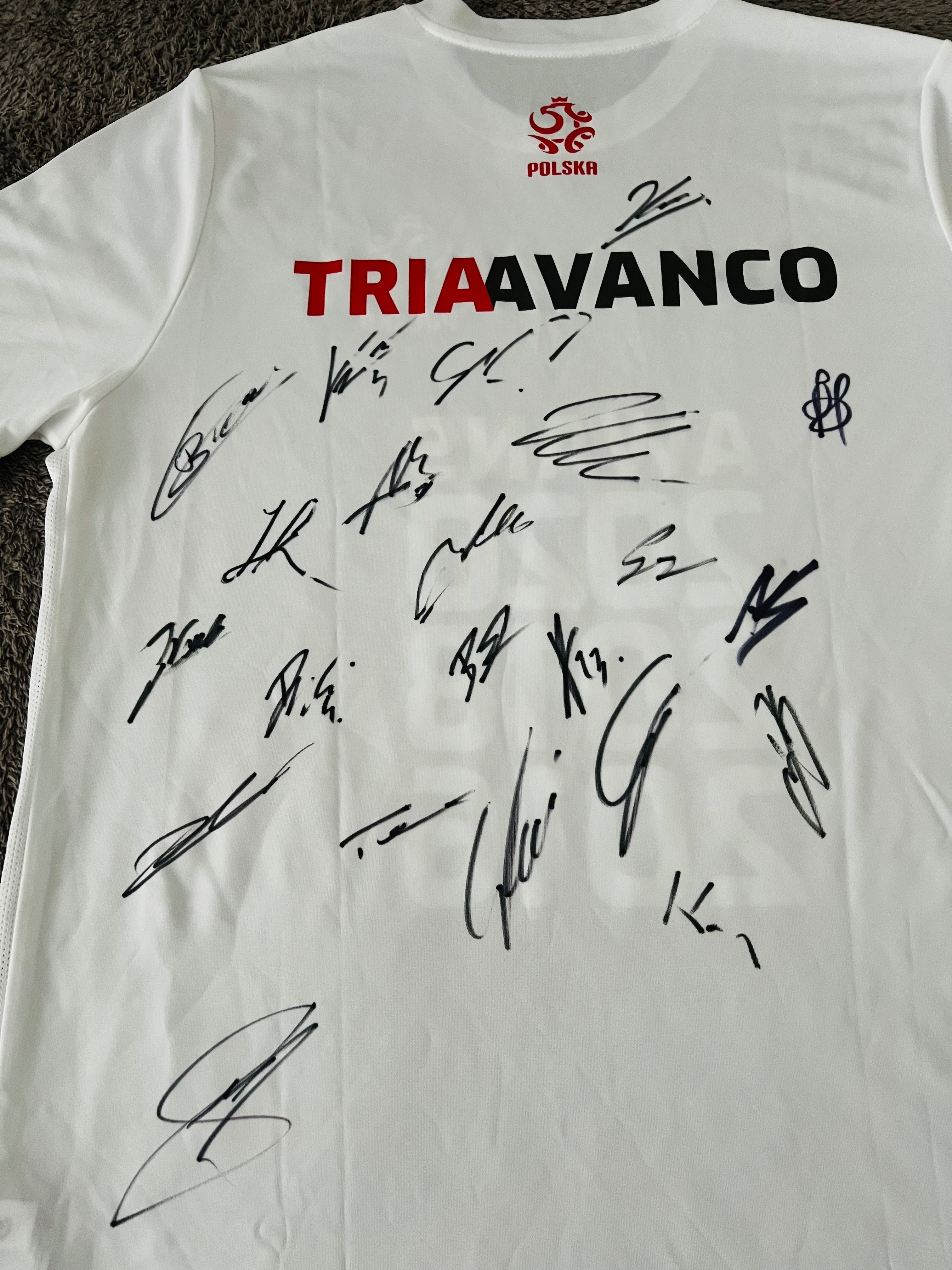 Koszulka Nike #AWANS z autografami piłkarzy Reprezentacji Polski!