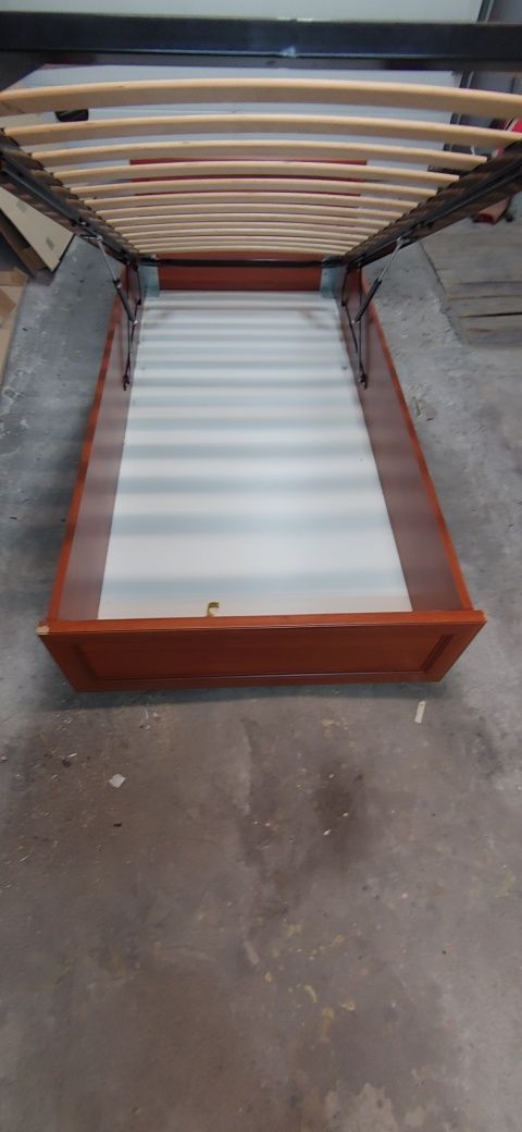Łóżko 90x200 z pojemnikiem