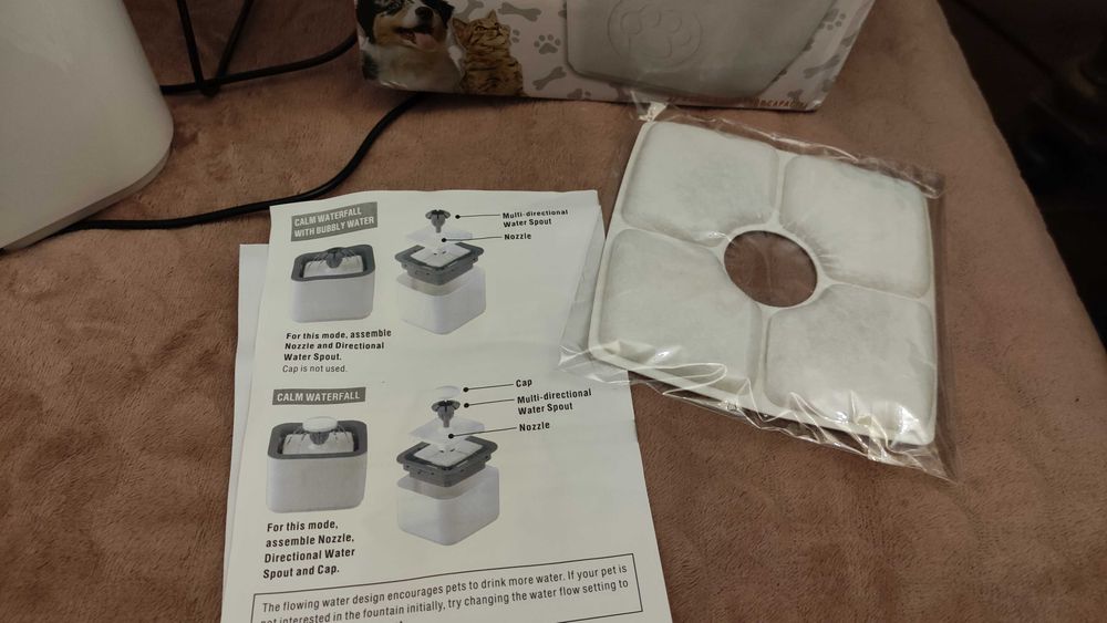 Fontanna dla kota, fontanna dla psa