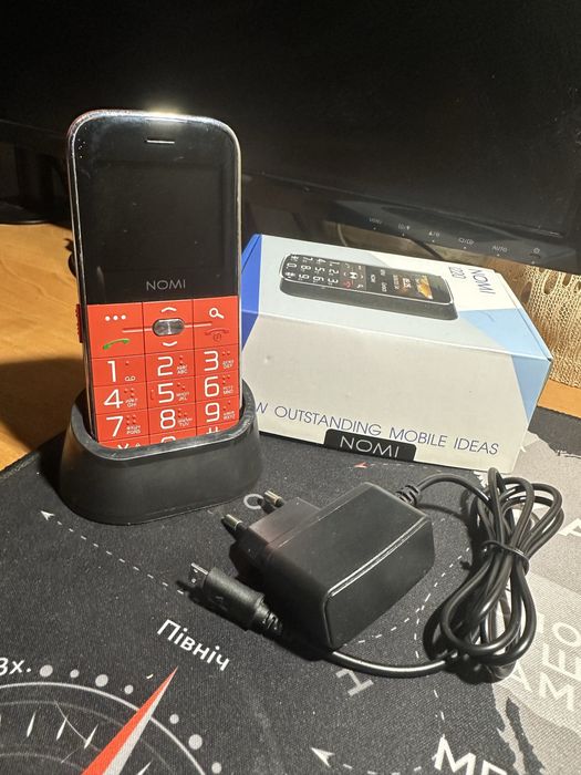 Мобільний телефон Nomi i220