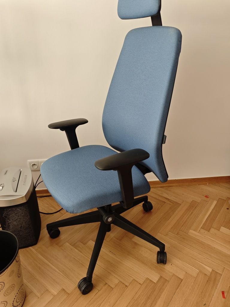Krzesło biurowe intersthul Every